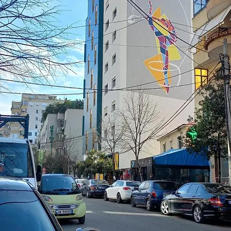 Aj בית הארחה *