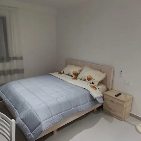 Aj Guest house